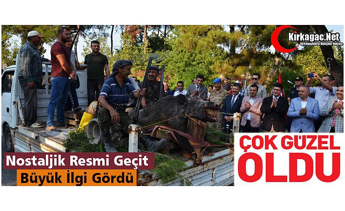 NOSTALJİK GEÇİT TÖRENİ BÜYÜK İLGİ GÖRDÜ