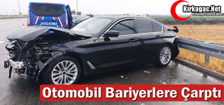 OTOBANDA OTOMOBİL BARİYERLERE ÇARPTI