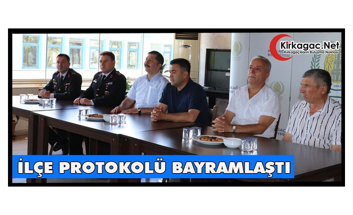 İLÇE PROTOKOLÜ BAYRAMLAŞTI