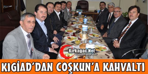 KIGİAD'DAN SANATÇI COŞKUN'A KAHVALTI