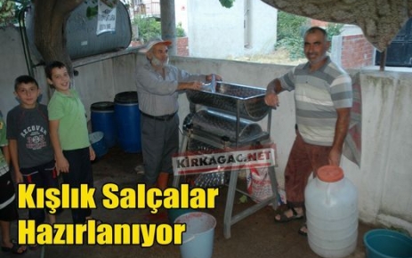 Kırkağaçlılar Kışlık Salçalarını Hazırlıyorlar