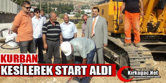 KURBAN KESİLEREK START ALDI