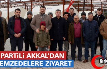 AK PARTİ'Lİ AKKAL'DAN DEPREMZEDELERE ZİYARET