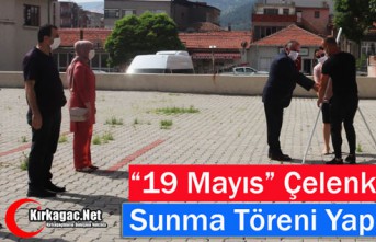 ÇELENK SUNMA TÖRENİ YAPILDI