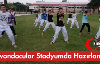 TAEKWONDOCULAR STADYUMDA HAZIRLANIYOR