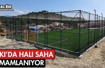 ALİFAKI'DA HALI SAHA TAMAMLANIYOR