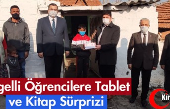 ENGELLİ ÖĞRENCİLERE TABLET ve KİTAP SÜRPRİZİ