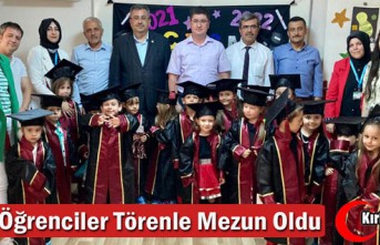 MİNİK ÖĞRENCİLER TÖRENLE MEZUN OLDU