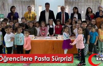 MİNİK ÖĞRENCİLERE PASTA SÜRPRİZİ