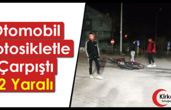 OTOMOBİL, MOTOSİKLETLE ÇARPIŞTI 2 YARALI