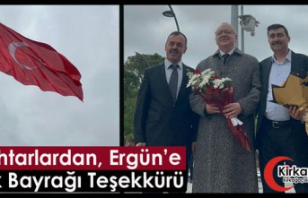 MUHTARLARDAN ERGÜN’E "DEV TÜRK BAYRAĞI"...