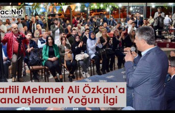 AK Partili Mehmet Ali Özkan’a Vatandaşlardan Yoğun İlgi