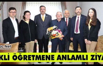 EMEKLİ ÖĞRETMENE ANLAMLI ZİYARET