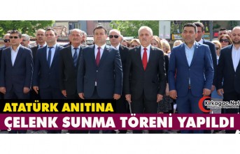 ÇELENK SUNMA TÖRENİ YAPILDI