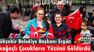 ERGÜN KIRKAĞAÇLI ÇOCUKLARIN YÜZÜNÜ GÜLDÜRDÜ