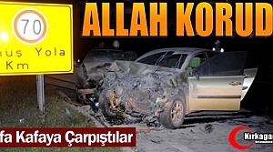 İKİ OTOMOBİL KAFA KAFAYA ÇARPIŞTI 4 YARALI