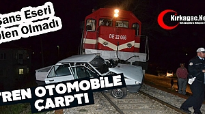 TREN OTOMOBİLE ÇARPTI