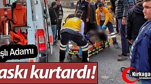 YAŞLI ADAMI KASKI KURTARDI