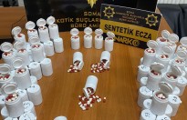 UYUŞTURUCU OPERASYONU...BİNLERCE HAP ELE GEÇİRİLDİ