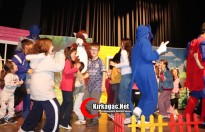 KIRKAĞAÇ’TA 23 NİSAN COŞKUSU TİYATRO VE MASKOT ŞOVLARIYLA TAÇLANDI