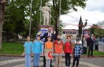 23 NİSAN ÇELENK SUNMA TÖRENİ YAPILDI