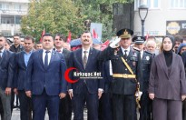 29 EKİM PROGRAMI ÇELENK SUNMA TÖRENİYLE BAŞLADI