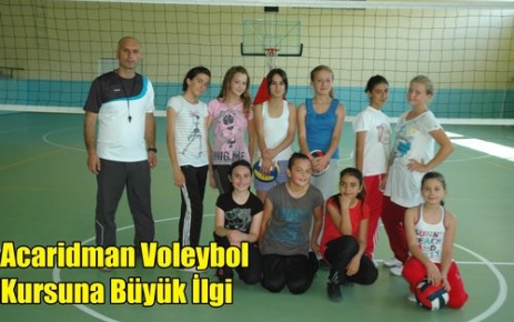 Voleybol Kursuna Büyük İlgi