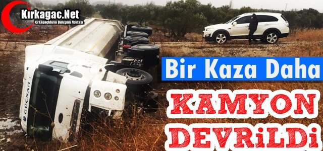 YOLDAN ÇIKAN KAMYON ŞARAMPOLE DEVRİLDİ